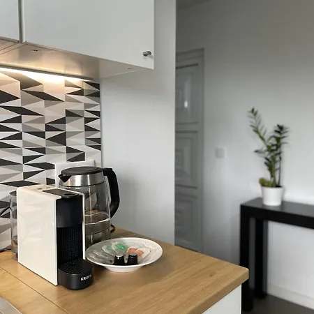 Charming Hill View Retreat فونشال