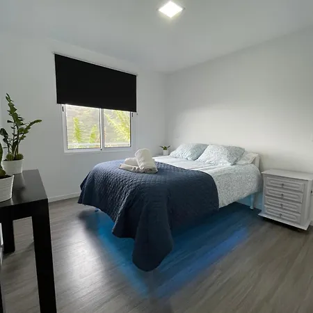 بيت للعطل Charming Hill View Retreat *