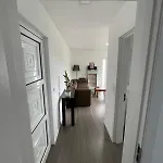 펜션 Charming Hill View Retreat 푼샬