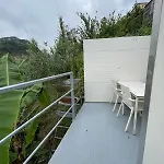 Charming Hill View Retreat Funchal (Madeira)