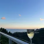 Charming Hill View Retreat 푼샬