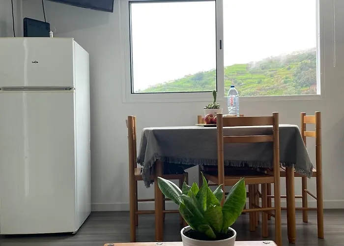 Charming Hill View Retreat Semesterbostad Funchal (Madeira)