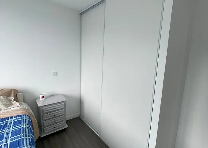 Charming Hill View Retreat 丰沙尔