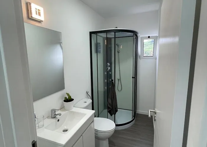 Charming Hill View Retreat 度假居 丰沙尔